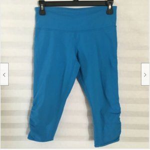 Lululemon Women's Blue Capri Yoga Pants Leggings Size 6